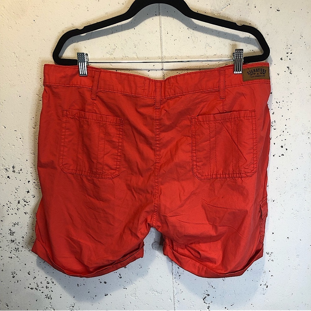 Levi's Signature Zipper Button Fly 100% Cotton Red Cargo Shorts misses Size 18 - Picture 4 of 7